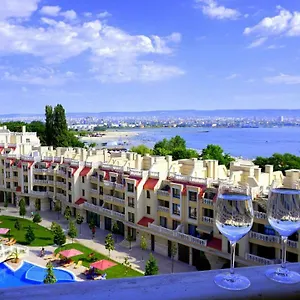 саут на плажа - South On The Daire Varna